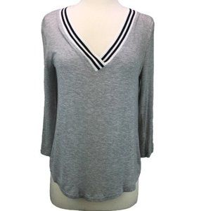 Pink Rose Top Shirt V-Neck Grey and Black Small